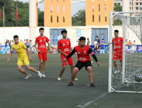 [Ảnh] Quyết liệt cuộc đua vé đi tiếp của 32 đội bóng trong lượt trận chiều 1-11