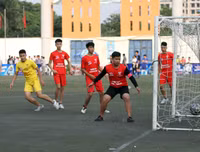 [Ảnh] Quyết liệt cuộc đua vé đi tiếp của 32 đội bóng trong lượt trận chiều 1-11
