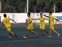[Ảnh] Quyết liệt cuộc đua vé đi tiếp của 32 đội bóng trong lượt trận chiều 1-11