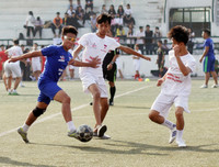 [Ảnh] Quyết liệt cuộc đua vé đi tiếp của 32 đội bóng trong lượt trận chiều 1-11