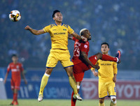 [Ảnh] Đội bóng xứ Nghệ phấn khích với chức vô địch lịch sử