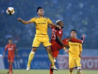 [Ảnh] Đội bóng xứ Nghệ phấn khích với chức vô địch lịch sử