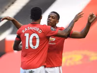 [ẢNH] Pogba và Martial đã chơi hay thế nào trong đại thắng của M.U?