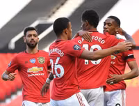 [ẢNH] Pogba và Martial đã chơi hay thế nào trong đại thắng của M.U?