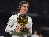 [ẢNH] 50 cầu thủ hay nhất thập kỷ (P2): Ai đủ tầm sánh ngang Ronaldo và Messi?