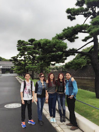 Hoa hậu Diệu Hoa cùng chồng hạnh phúc bên 3 con