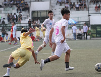 [ẢNH] Đánh bại cựu Á quân, THPT Nguyễn Bỉnh Khiêm đặt một chân vào vòng 1/16