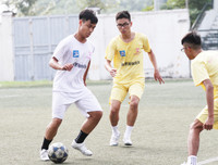 [ẢNH] Đánh bại cựu Á quân, THPT Nguyễn Bỉnh Khiêm đặt một chân vào vòng 1/16