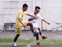 [ẢNH] Đánh bại cựu Á quân, THPT Nguyễn Bỉnh Khiêm đặt một chân vào vòng 1/16