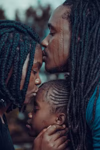 [Ảnh] Những khoảnh khắc ấn tượng về gia đình trên khắp thế giới