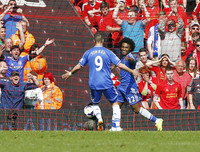 [ẢNH] Liverpool từng cay đắng mất chức vô địch bởi Chelsea như thế nào?