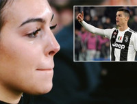 [ẢNH] Bạn gái Ronaldo lại khoe thân hình quyến rũ trong bộ bikini nóng bỏng