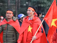 [ẢNH] Cờ đỏ sao vàng 