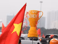 [ẢNH] Cờ đỏ sao vàng 