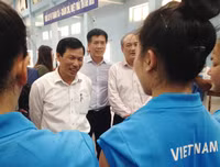 Bộ trưởng VH-TT&DL ấn tượng với không khí tại 