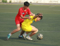 [ẢNH] Tân binh Phúc Lợi đã quật ngã đương kim vô địch như thế nào?