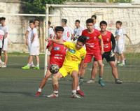 [ẢNH] Tân binh Phúc Lợi đã quật ngã đương kim vô địch như thế nào?