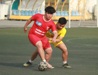 [ẢNH] Tân binh Phúc Lợi đã quật ngã đương kim vô địch như thế nào?