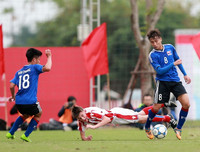 Giggs và Scholes thích thú xem đội trẻ PVF đánh bại mầm non giải Ngoại hạng Anh