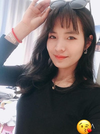 [ẢNH] Nữ cơ thủ xinh đẹp gây sốt ở giải Billiards carom châu Á 2019