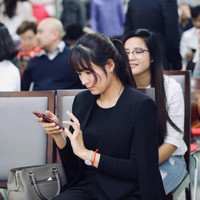 [ẢNH] Nữ cơ thủ xinh đẹp gây sốt ở giải Billiards carom châu Á 2019