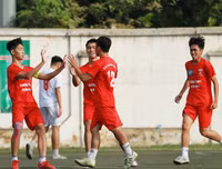 [ẢNH] Điểm mặt 16 đội bóng xuất sắc nhất mùa này