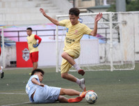 [ẢNH] Thủ môn bất đắc dĩ mang về chiến thắng cho THPT Xuân Mai