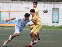 [ẢNH] Thủ môn bất đắc dĩ mang về chiến thắng cho THPT Xuân Mai