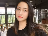 Nhan sắc đời thường của tân Hoa hậu Lương Thùy Linh