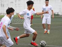 [ẢNH] THPT Việt Hoàng gây bất ngờ, THPT Trương Định thắng sát nút