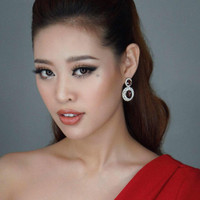 Vẻ đẹp ngoài đời khó tin của tân Hoa hậu Khánh Vân