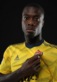 [ẢNH] Arsenal tưng bừng ra mắt tân binh đắt giá nhất lịch sử