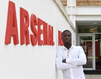 [ẢNH] Arsenal tưng bừng ra mắt tân binh đắt giá nhất lịch sử