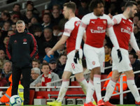 [ẢNH] Arsenal đã cắt đứt mạch bất bại của M.U như thế nào?