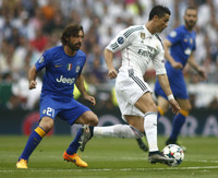 [ẢNH] Ronaldo và Pirlo, từ đối thủ trở thành thầy trò
