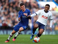 [ẢNH] Jose Mourinho cười bí hiểm khi lần thứ hai thua học trò cũ Frank Lampard