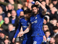 [ẢNH] Jose Mourinho cười bí hiểm khi lần thứ hai thua học trò cũ Frank Lampard