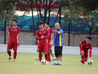 [ẢNH] Olympic Việt Nam sảng khoái cười hết cỡ trước trận quyết đấu Syria
