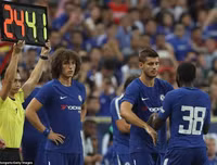 Toàn cảnh màn ra mắt của 