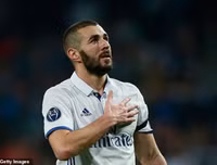 [ẢNH] 50 cầu thủ hay nhất thập kỷ (P1): Son Heung-min sánh vai Rooney, Salah và Pirlo