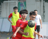 [ẢNH] Thắng kịch tính bằng luân lưu, THPT Lê Văn Thiêm vào top 8