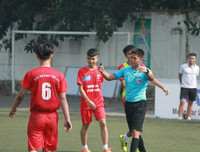 [ẢNH] Thắng kịch tính bằng luân lưu, THPT Lê Văn Thiêm vào top 8