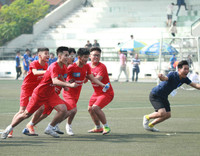 [ẢNH] Thắng kịch tính bằng luân lưu, THPT Lê Văn Thiêm vào top 8