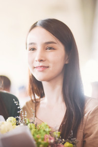 Hoa hậu Hương Giang đọ sắc cùng Á hậu Chuyển giới quốc tế