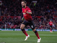 [ẢNH] HLV Mourinho đã thua trước học trò cũ Lampard như thế nào?