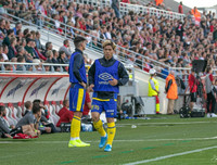 [ẢNH] Công Phượng cô đơn, bất lực nhìn đội nhà bại trận