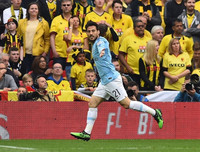 [ẢNH] Hủy diệt Watford 6-0, Man City đoạt FA Cup, vô địch tuyệt đối tại Anh