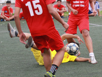 [ẢNH] 6 thắng 7 trên chấm luân lưu, cầu thủ trường Lý Thánh Tông khóc nức nở