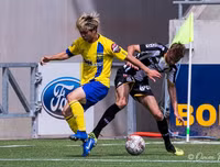 [ẢNH] Toàn cảnh trận đấu Công Phượng kiến tạo cho đồng đội ghi bàn