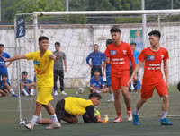 [ẢNH] So tài quyết liệt trong ngày khai mạc Giải bóng đá học sinh THPT Hà Nội 2019